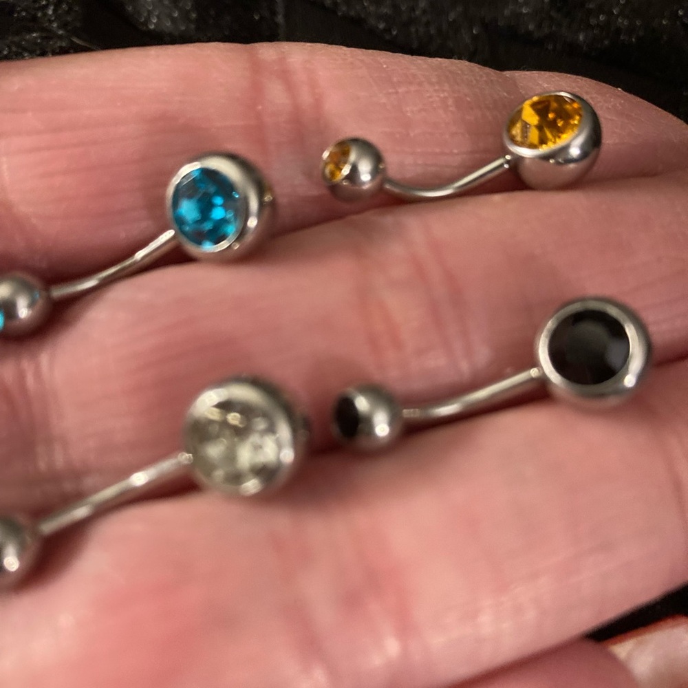 Belly Naval Rings- 4 Stainless Steel Naval Rings nwt